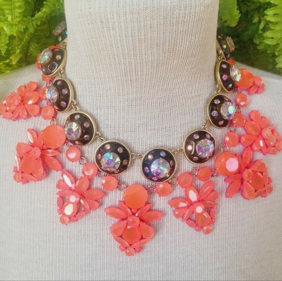 J. Crew Orange and Pinky-Orange Neon Crystal Statement Necklace and Earrings Set - Picture 10 of 10